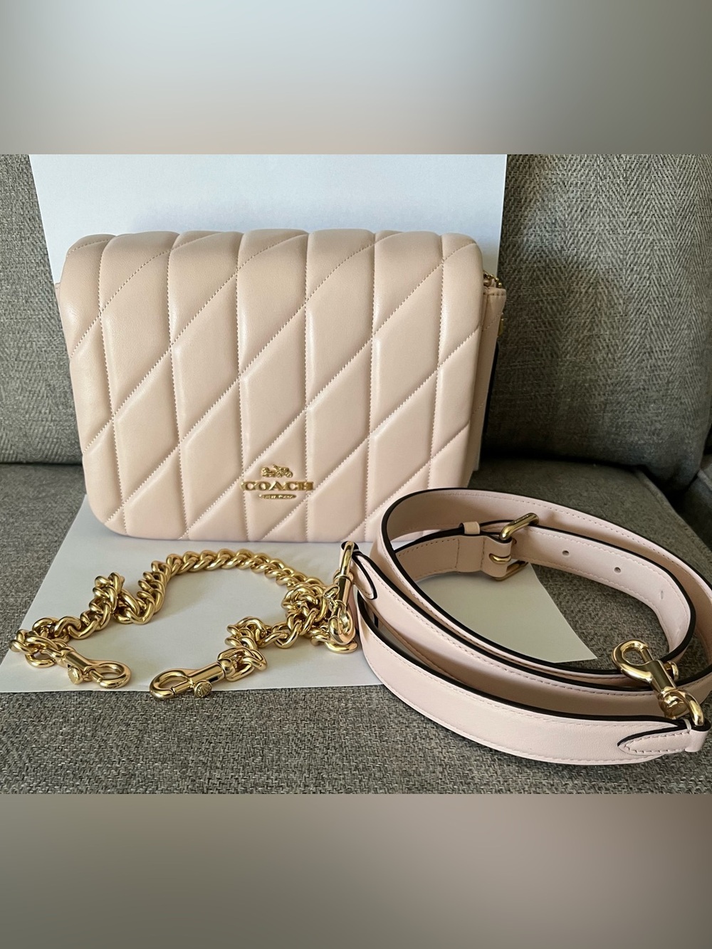 Coach Quinn quilted shoulder bag